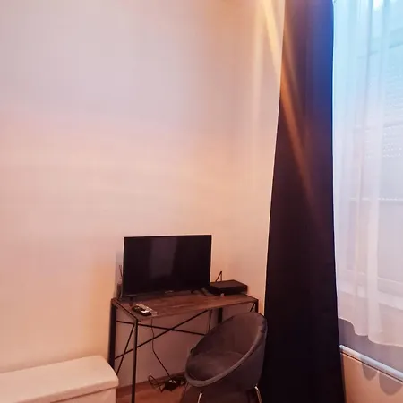 Spacieux appartement en centre ville avec terrasse Villefranche-sur-Saône Extérieur photo