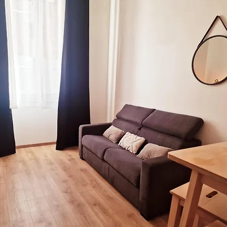 Spacieux appartement en centre ville avec terrasse Villefranche-sur-Saône Extérieur photo